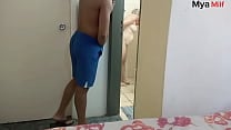 Madrasta pega filho adotivo se masturbando enquanto ela tomava banho e faz sexo no chuveiro Madrasta pega filho adotivo se masturbando enquanto ela tomava banho e faz sexo no chuveiro