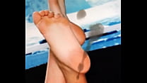 Cumming on kate upton rsquo s feet