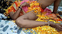 अपनी रांड गर्लफ्रेएंड को सुहागात के दिन पति से पहले चोदा। क्लीयर वॉयस। अपनी रांड गर्लफ्रेएंड को सुहागात के दिन पति से पहले चोदा। क्लीयर वॉयस।