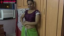 Amauter Indian babe masturbating
