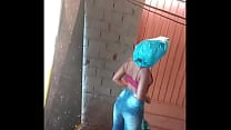 bunda grande e vermelha da pequena esposa puta