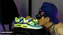 ASMR THE GIRL VERY LOVES HER NIKE ASMR THE GIRL VERY LOVES HER NIKE