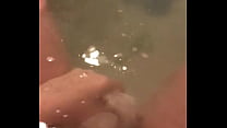 Masturbate in bath