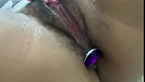 Novinha colocando plug no cuzinho Novinha colocando plug no cuzinho