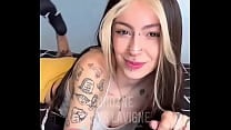 n atilde o tinha como recusar essa ajuda pra minha irm atilde poxa collab Janylavigne n atilde o tinha como recusar essa ajuda pra minha irm atilde poxa collab Janylavigne