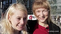 Auf einer Fahrt mit dem Ersties Zug Auf einer Fahrt mit dem Ersties Zug