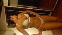 Chica sexy en tanguita MP4