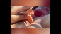 POV desde arriba  Me cabalgo deliciosa sobre la c aacute mara y me doy rico con el dildo bajo el sol