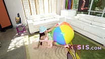 Tiny Stepsis Gets A Pair Of Balls To Play With Kimmy Kim