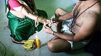 ढोंगी तांत्रिक बाबा ने अपनी भक्त को पूजा के बाद चोदा   हिंदी डर्टी टॉक ढोंगी तांत्रिक बाबा ने अपनी भक्त को पूजा के बाद चोदा   हिंदी डर्टी टॉक