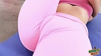 Huge Natural Boobs Teen Working Out On Tight Yoga Pants Massive Cameltoe