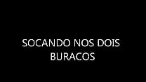 socando nos dois buracos