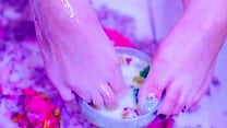 Pleasure In Feeling My Messy Feet