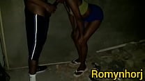 GANHANDO BOQUETE DA NOVINHA NA CASA ABANDONADA FAVELA DO RIO DE JANEIRO GANHANDO BOQUETE DA NOVINHA NA CASA ABANDONADA FAVELA DO RIO DE JANEIRO