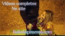 Batendo a gilete na parede do banho para encontrar a rapaziada do bairro   www izabelapimenta com Batendo a gilete na parede do banho para encontrar a rapaziada do bairro   www izabelapimenta com