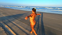 Clip sensual da Paty Bumbum no deserto do Atacama Clip sensual da Paty Bumbum no deserto do Atacama
