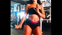 Manuelly Mello exibicionismo na academia novinha gostosa