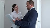 Estate agent mrporkpie lets tenant have the house with no deposit Estate agent mrporkpie lets tenant have the house with no deposit