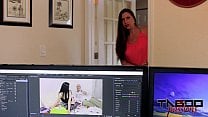 Big Ass Milf Madisin Lee makes Homemade Porn With Freddie Cee Big Ass Milf Madisin Lee makes Homemade Porn With Freddie Cee
