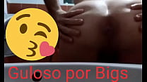 AMACIANDO A BUNDA E PISCANDO O CUZINHO GULOSO AMACIANDO A BUNDA E PISCANDO O CUZINHO GULOSO