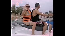 Mientras me ense ntilde a a manejar la moto acu aacute tica me pone su erecto pene en mi trasero y mira en lo que terminamos Mientras me ense ntilde a a manejar la moto acu aacute tica me pone su erecto pene en mi trasero y mira en lo que terminamos