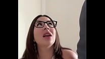 La nueva empleada nalgona La nueva empleada nalgona