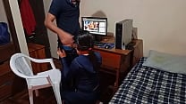 sirvienta me descubre Me masturbo en mi cuarto cuando de repente entra mi sirvienta y me ve viendo porno no se aguanta y me pide mi polla a gritos sirvienta me descubre Me masturbo en mi cuarto cuando de repente entra mi sirvienta y me ve viendo porno no se aguanta y me pide mi polla a gritos