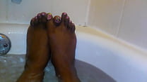 hot and wet pretty feet