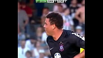 Ronaldo gord atilde o o Santos na final do paulista de 2009