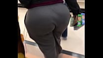 big booty walking