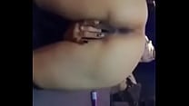 Me la dejo bien dura el ver como se acaricia ese rico culo Me la dejo bien dura el ver como se acaricia ese rico culo