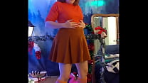 Hotwife Steffi Velma sans pussy dance dirty bit