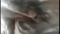 Me enjabono la panocha y me caliento tanto que me meto los dedos Me enjabono la panocha y me caliento tanto que me meto los dedos