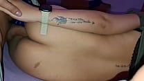 POV Hermanastra cachonda se acuesta en mi cama y pide sexo sin control POV Hermanastra cachonda se acuesta en mi cama y pide sexo sin control