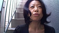 Asian Mom Junko Sakashita got so excited by a guy that she showed her boobs on the street
