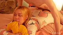 Stepdad treats stepdaughter anal addiction Belly down anal for naughty teen