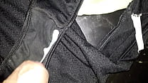 Me dan leche en la ropa Me dan leche en la ropa