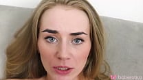 Solo girl Kelly Fox shows off her hot wet pussy in 4K Solo girl Kelly Fox shows off her hot wet pussy in 4K