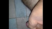 Sale bastante leche Huge cum