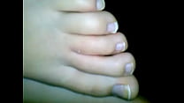 wifes toes un painted