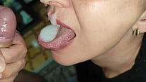 Mature MILF Wife Blowjob until Filled her Mouth with Milk