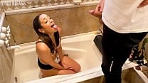 Bath of pee   my stepdaddy pissing and deep throat  RED VIDEO FULL 