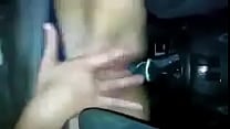 Chica me manda video masturb aacute ndose en su coche