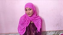 मुस्लिम आपी ने अपने सौतेले भाई को मोबाइल में पोर्न देखते हुए पकड़ा फिर अपनी चूत चुदाई मुस्लिम आपी ने अपने सौतेले भाई को मोबाइल में पोर्न देखते हुए पकड़ा फिर अपनी चूत चुदाई