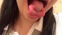 Japanese girl kamititisokuhou showing crazy tongue skills