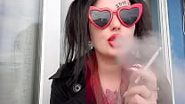 Sexy smoking fetish from Dominatrix Nika 
