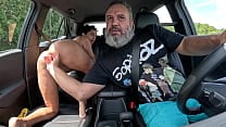 Mais uma carioca na carona desceu a serra dando o cuzinho no carro Talita Lima Mais uma carioca na carona desceu a serra dando o cuzinho no carro Talita Lima