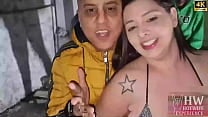 A casada safada Monica Lima  sai de roupao para receber os amigos do corno para o futebol enquanto ele esta no banho  ela nao resiste e faz open xeca para os pauzudos na garagem da casa  A casada safada Monica Lima  sai de roupao para receber os amigos do corno para o futebol enquanto ele esta no banho  ela nao resiste e faz open xeca para os pauzudos na garagem da casa