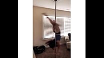Haley Sandra Sue Po pole dancing