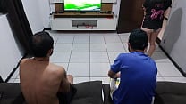 meu marido me perdeu na aposta e eu tive que ficar com o amigo dele na frente dele meu marido me perdeu na aposta e eu tive que ficar com o amigo dele na frente dele